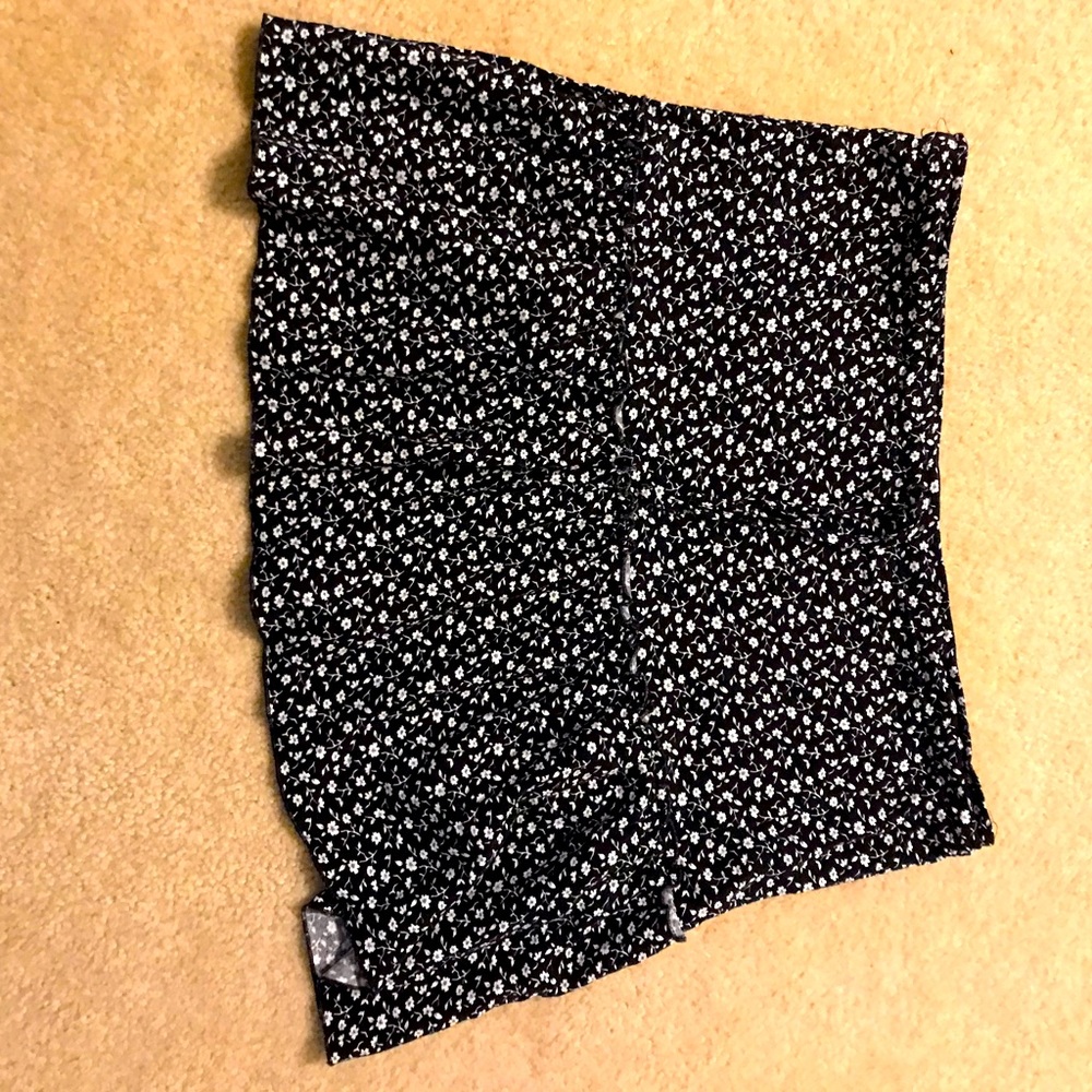 Black flower skirt